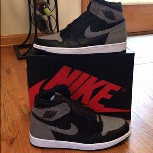 Nike Shadow High top. Size(US 5) NEVER WORN NEW!